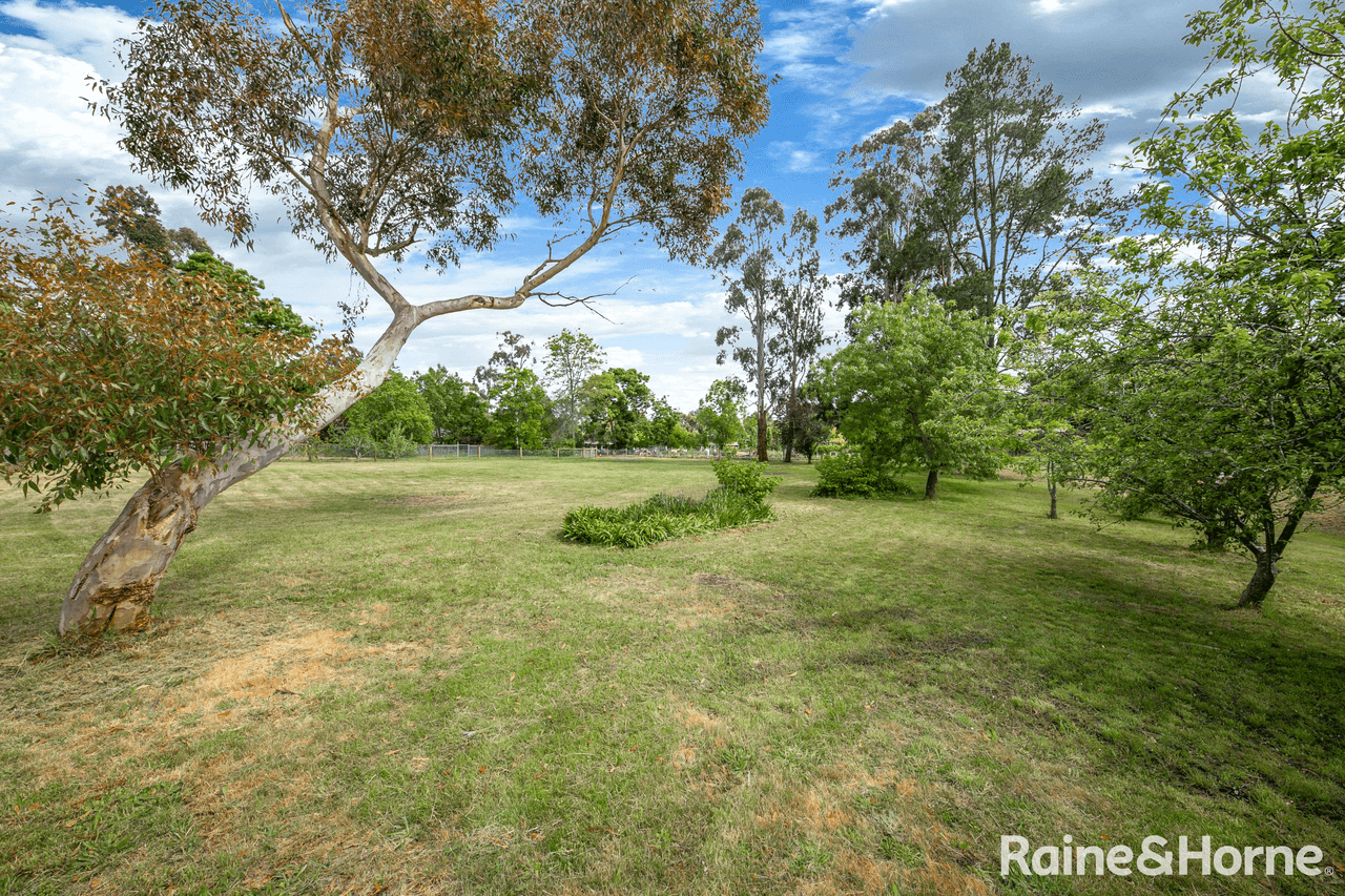 23 Ormerod Court, GISBORNE, VIC 3437