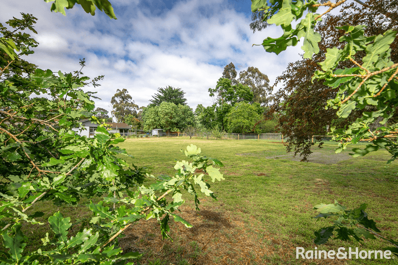 23 Ormerod Court, GISBORNE, VIC 3437