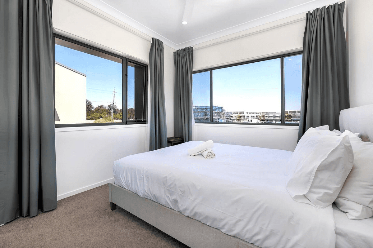 5/191 Marina Quays Boulevard, Hope Island, QLD 4212