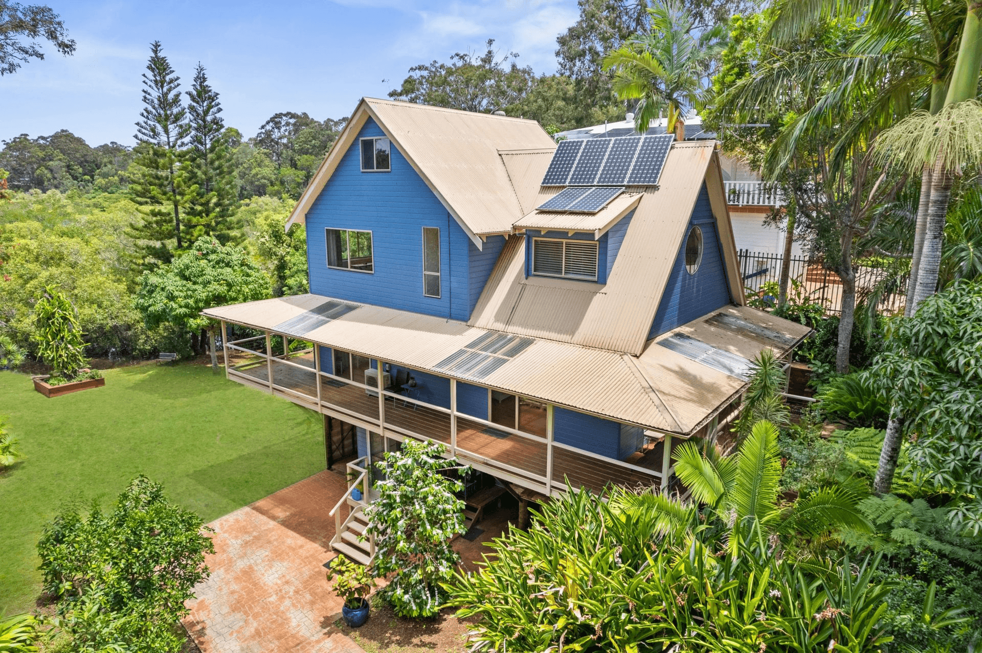 6 Cotton Tree Avenue, Macleay Island, QLD 4184