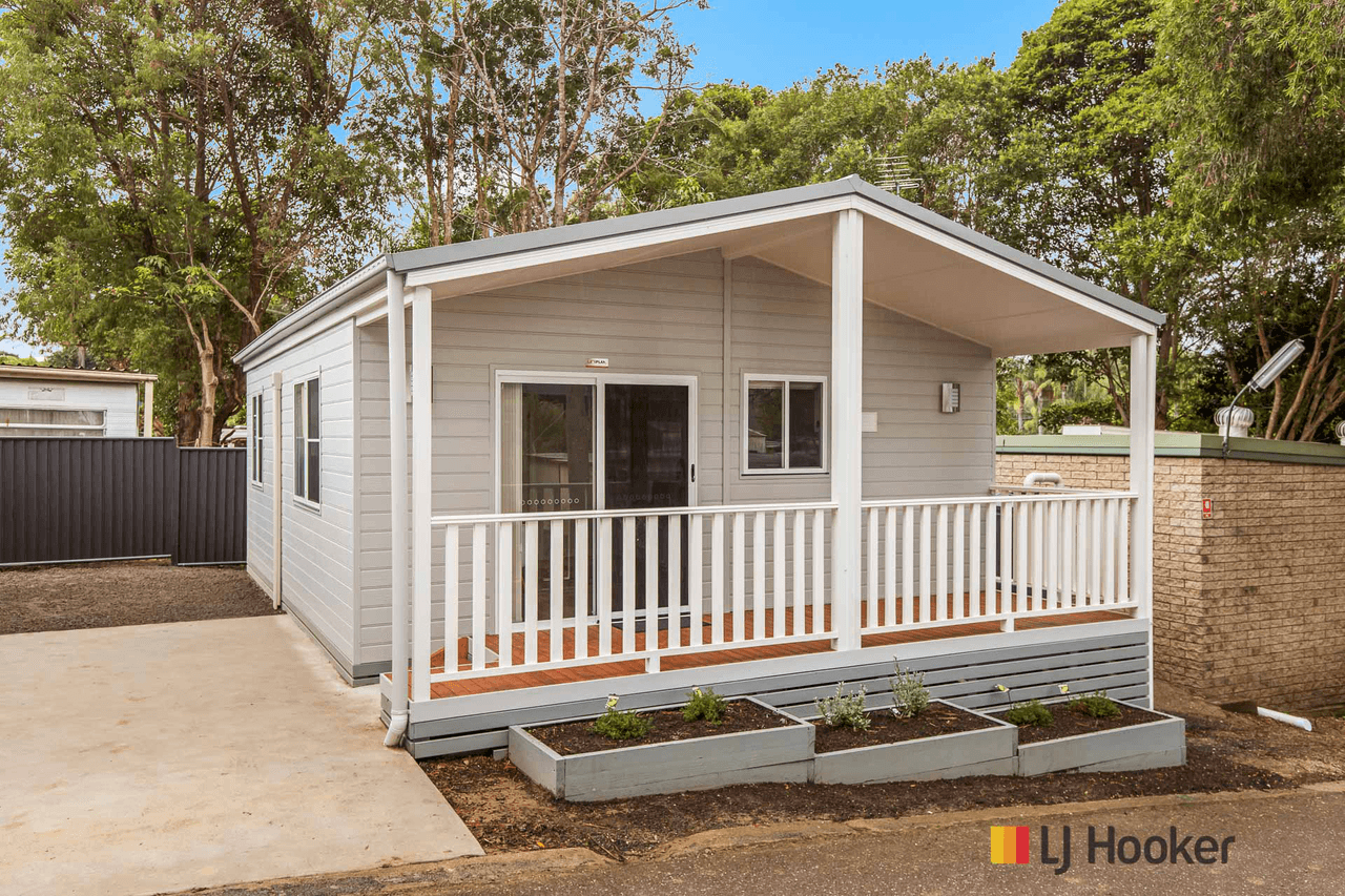 64/49 Old Princes Highway, BATEMANS BAY, NSW 2536