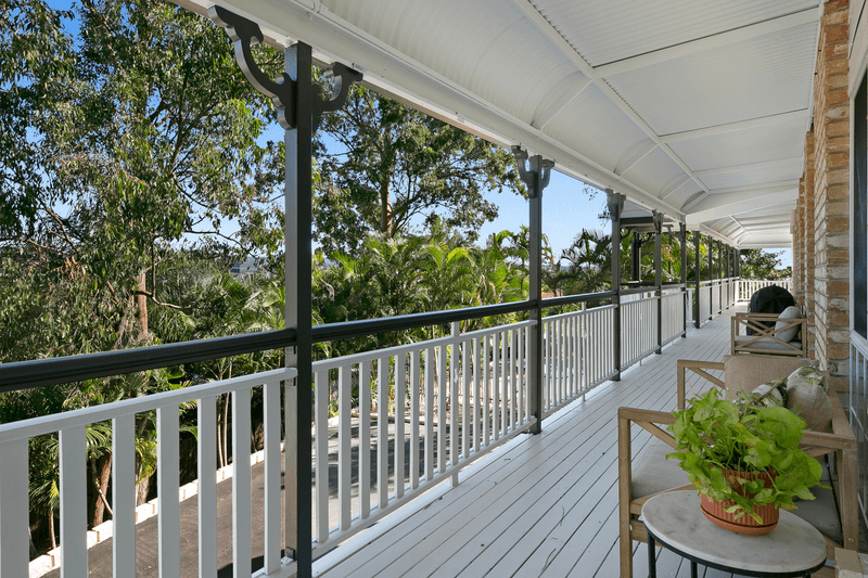 124 Thorngate Drive, ROBINA, QLD 4226