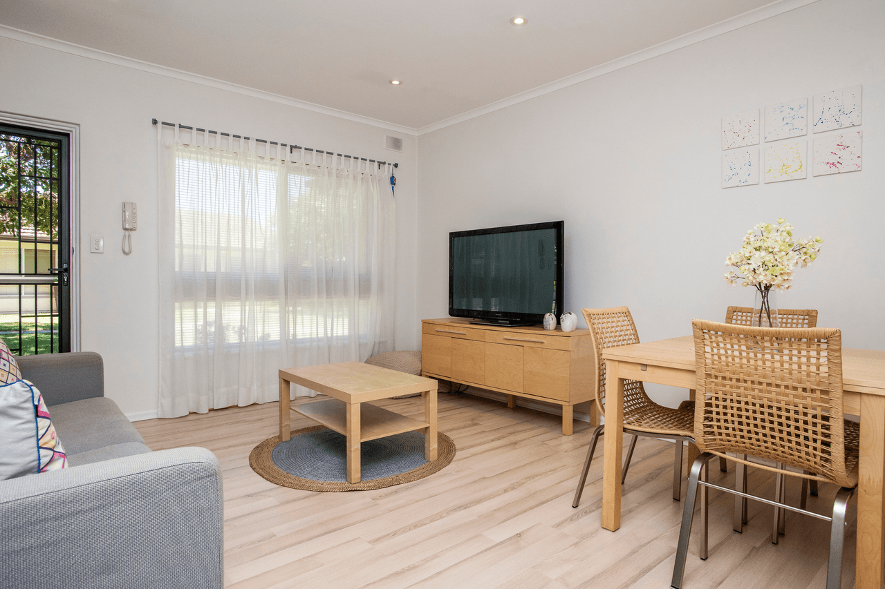 8/2 Bach Crescent, SEATON, SA 5023