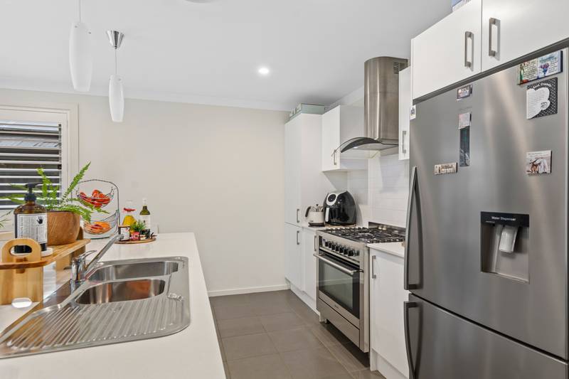 52 Stockyard Crescent, HORSLEY, NSW 2530