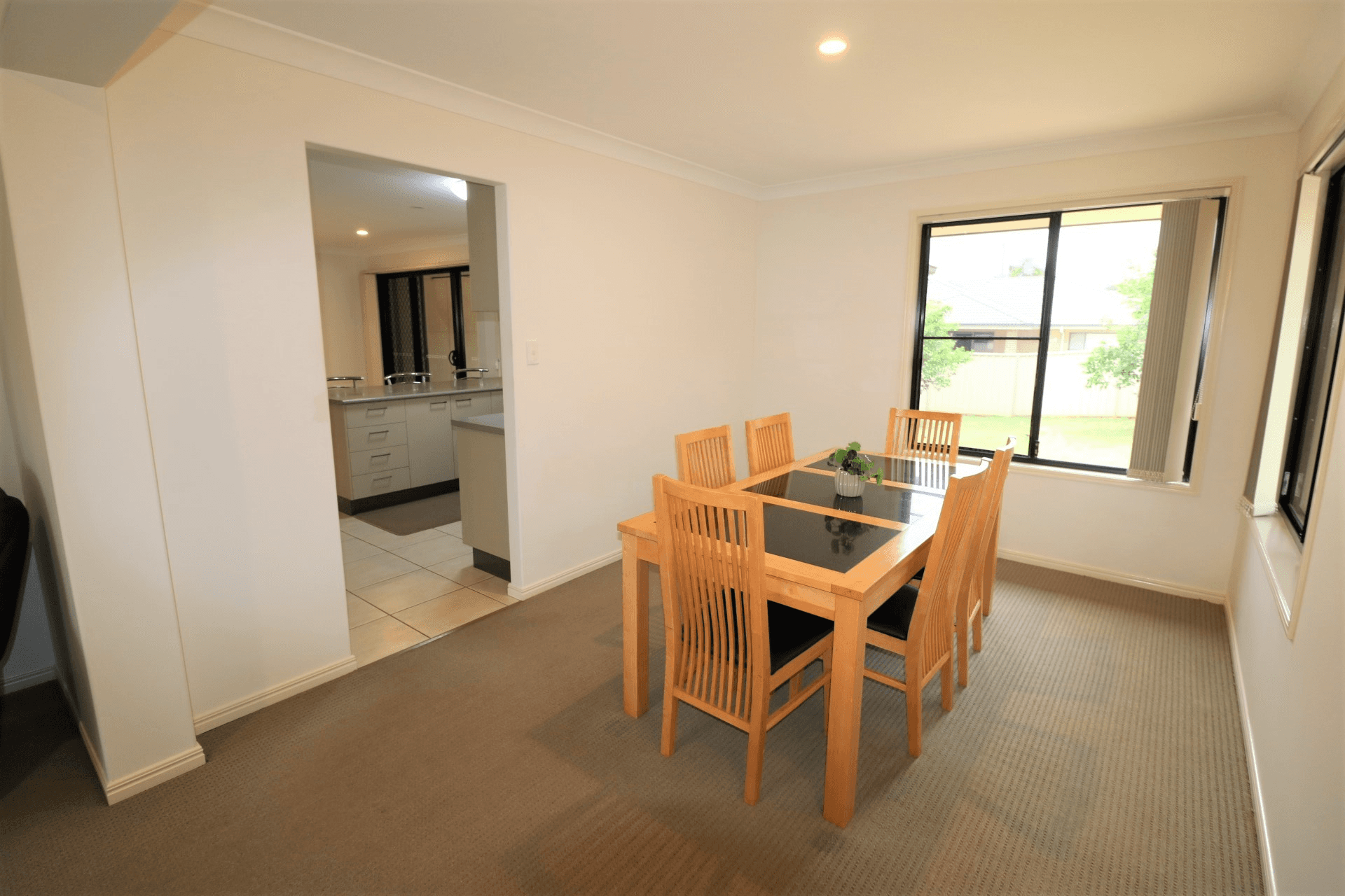 1  Pioneer Avenue, Childers, QLD 4660