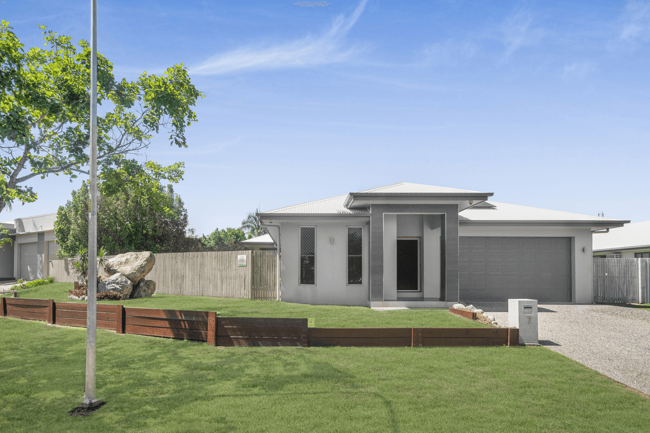 7 Monolith Circuit, COSGROVE, QLD 4818