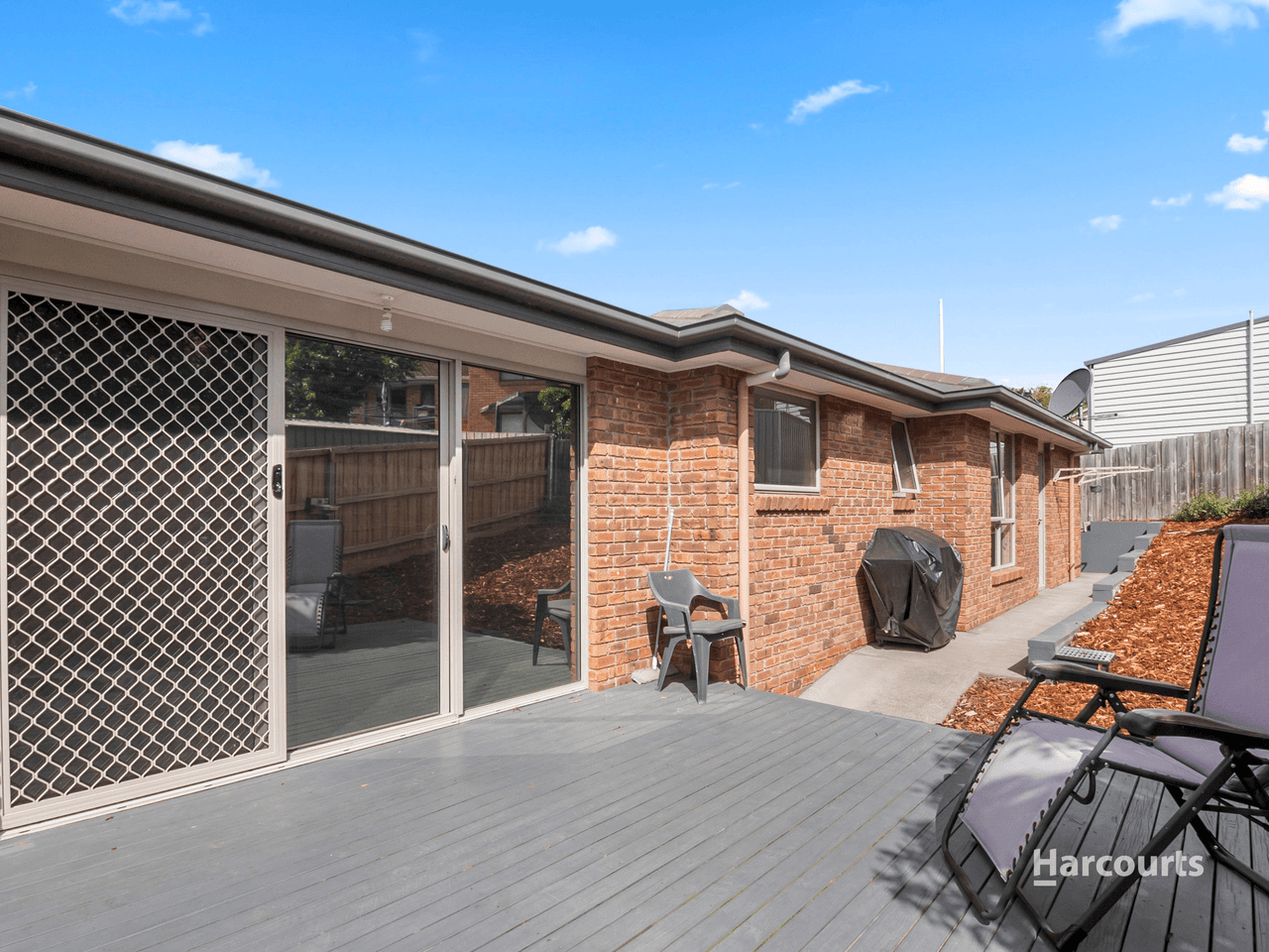 2/88 Gordons Hill Road, LINDISFARNE, TAS 7015