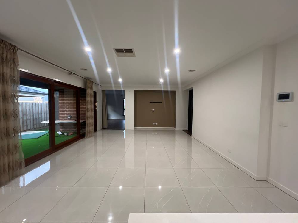 10 Godfrey Street, AINTREE, VIC 3336