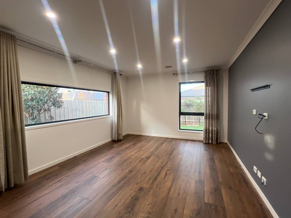10 Godfrey Street, AINTREE, VIC 3336
