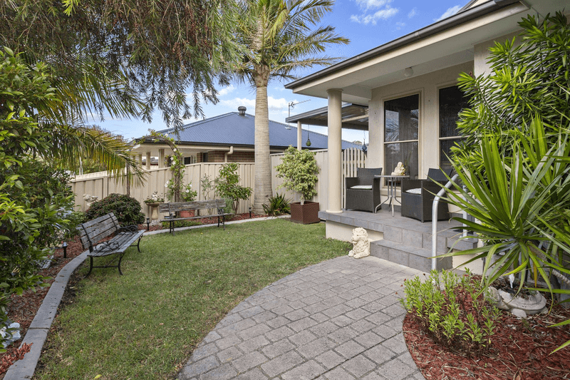 1/13 Parkes Street, OAK FLATS, NSW 2529