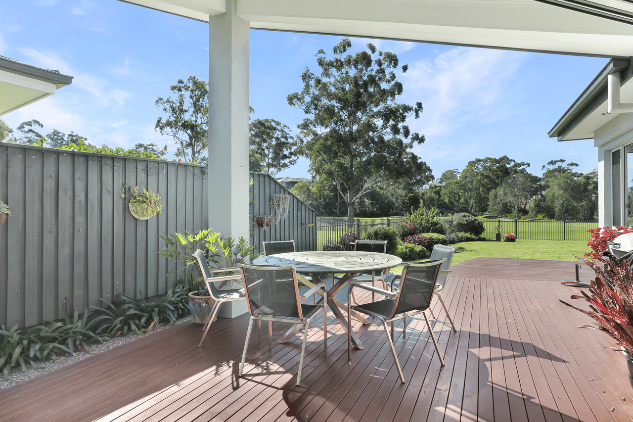 5 Medinah Point, MEDOWIE, NSW 2318