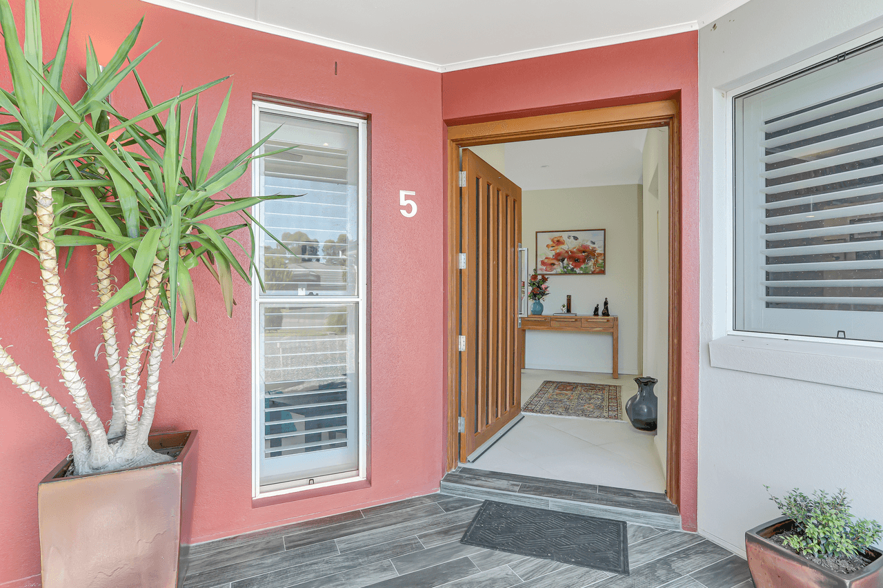 5 Medinah Point, MEDOWIE, NSW 2318