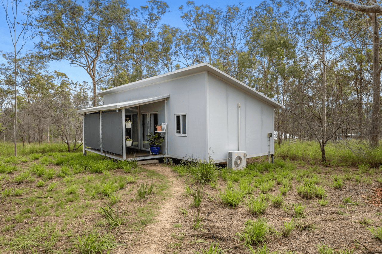 930  Murphys Creek Road, MURPHYS CREEK, QLD 4352