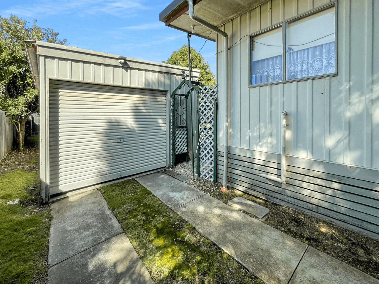 28 Canal Road, PAYNESVILLE, VIC 3880