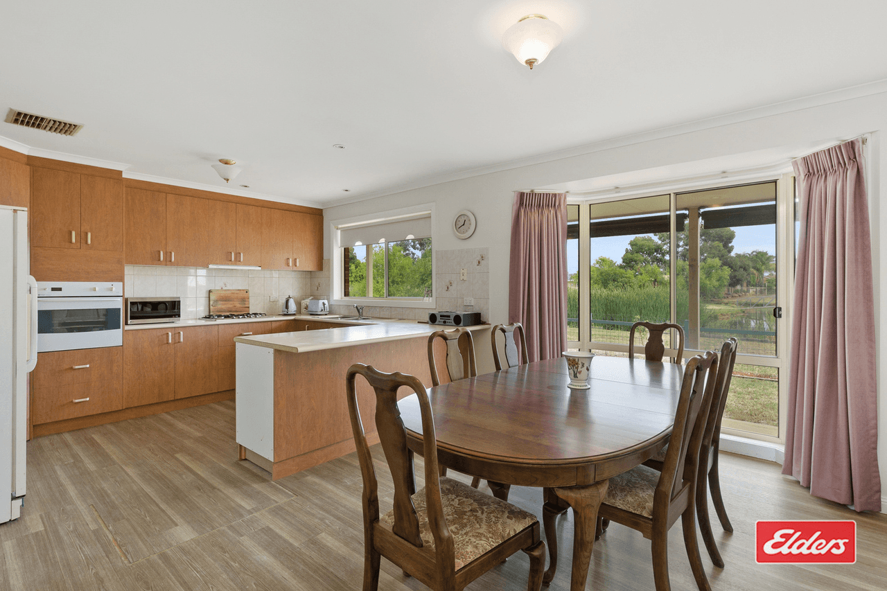 7  Shannon Court, YARRAWONGA, VIC 3730