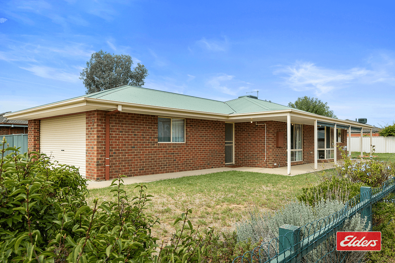 7  Shannon Court, YARRAWONGA, VIC 3730