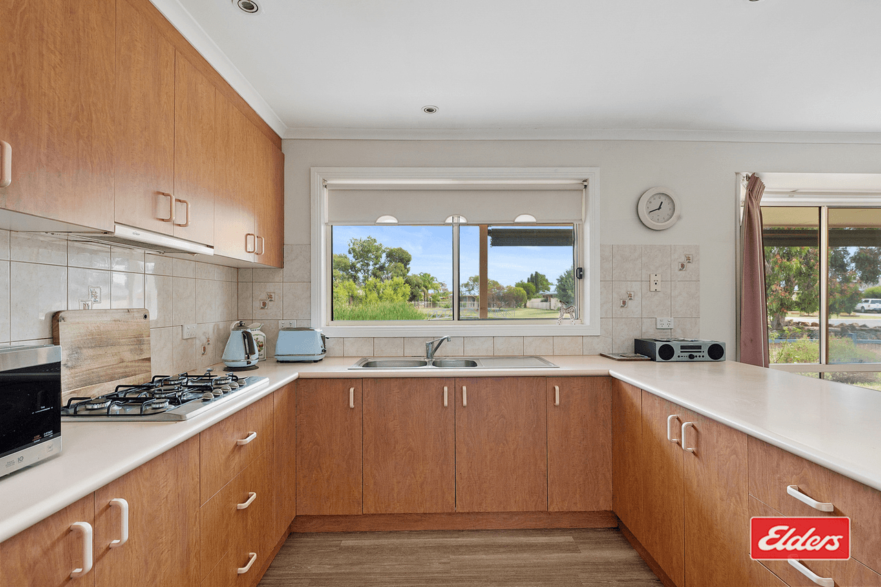 7  Shannon Court, YARRAWONGA, VIC 3730