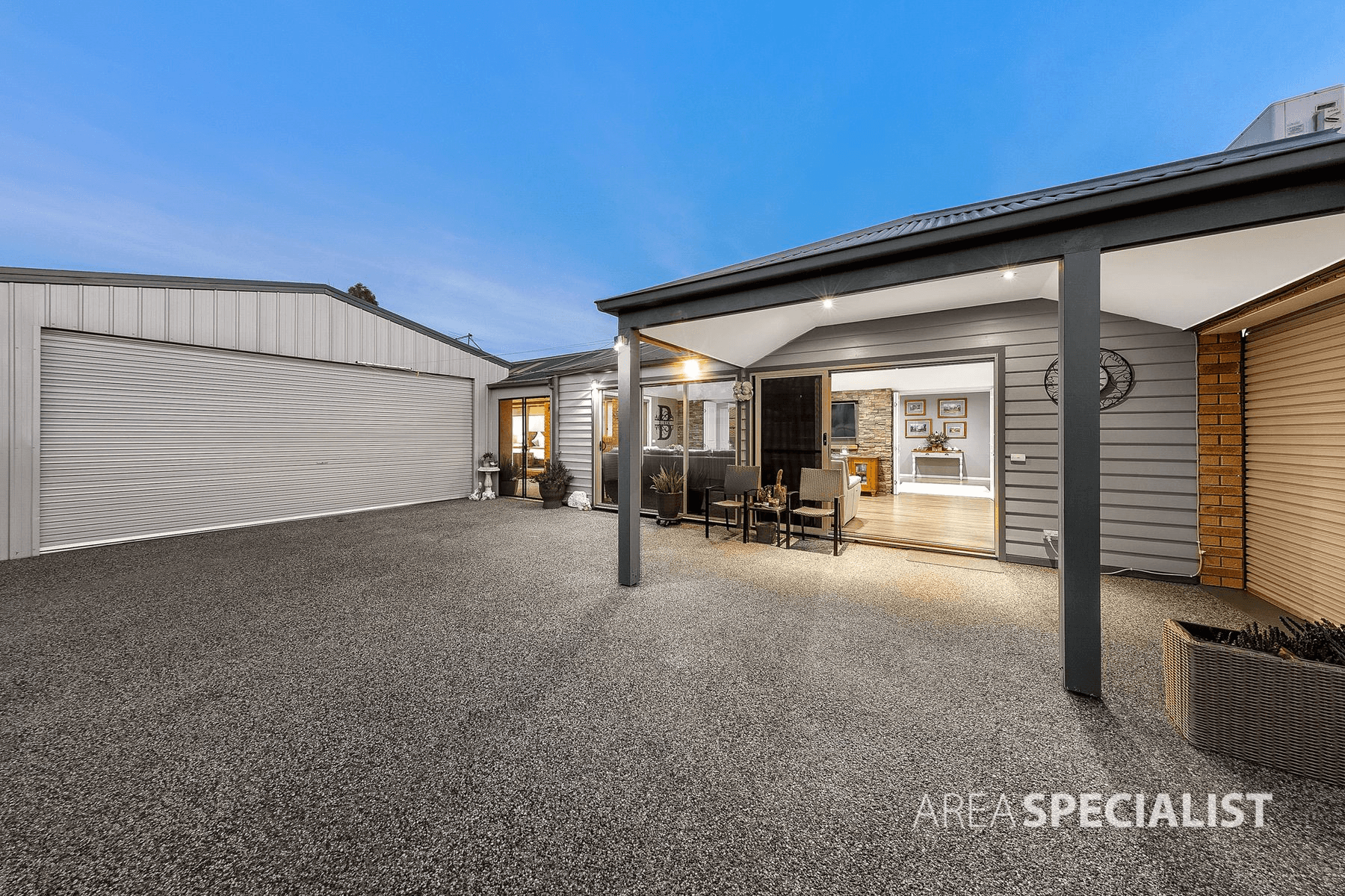 58 Naracoorte Drive, CAROLINE SPRINGS, VIC 3023