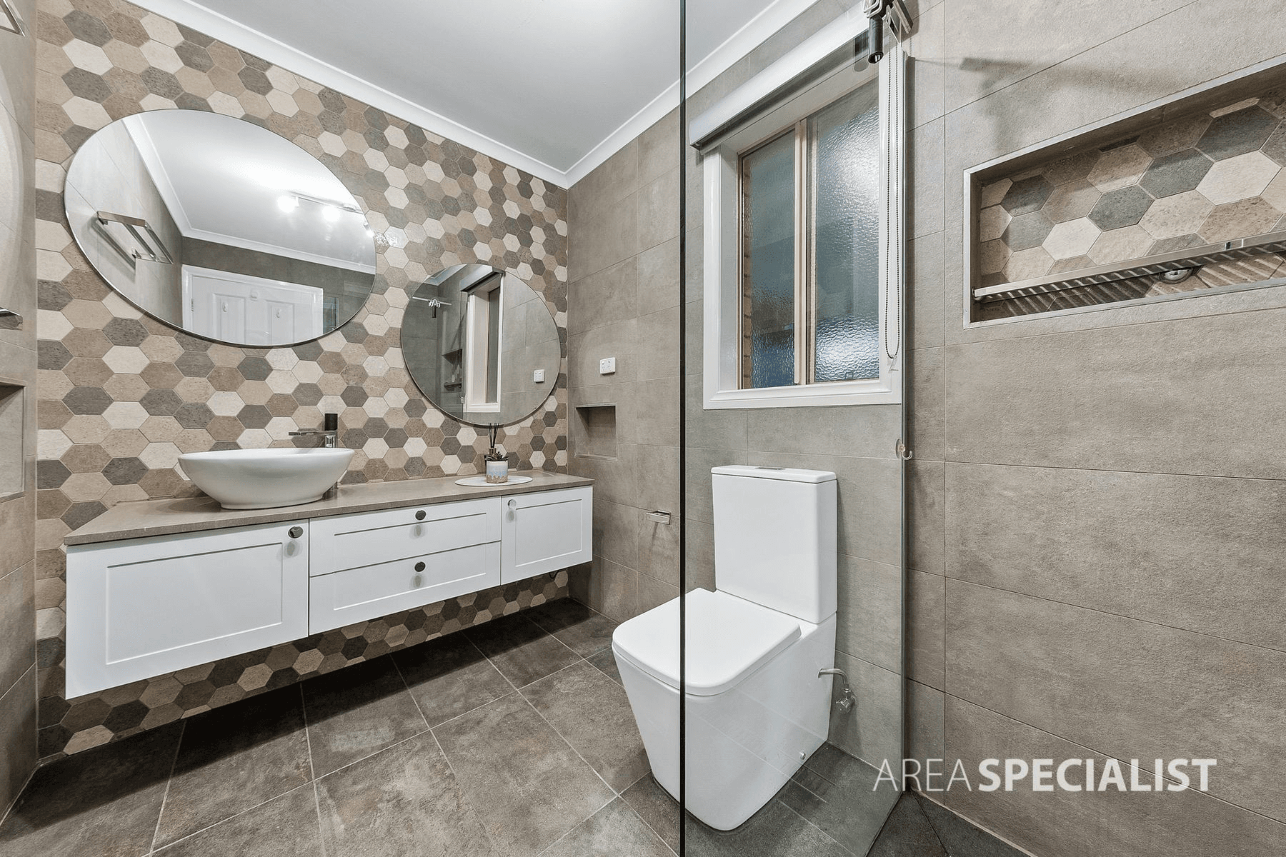 58 Naracoorte Drive, CAROLINE SPRINGS, VIC 3023