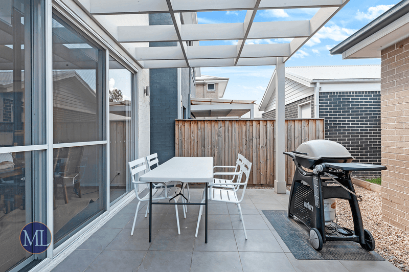 37 Civic Way, Rouse Hill, NSW 2155