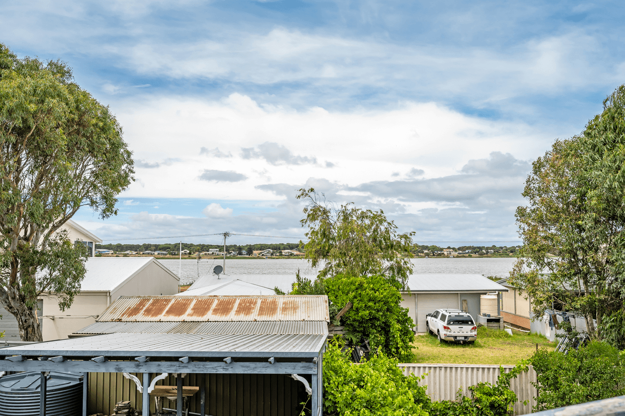 11 Murray Street, GOOLWA NORTH, SA 5214