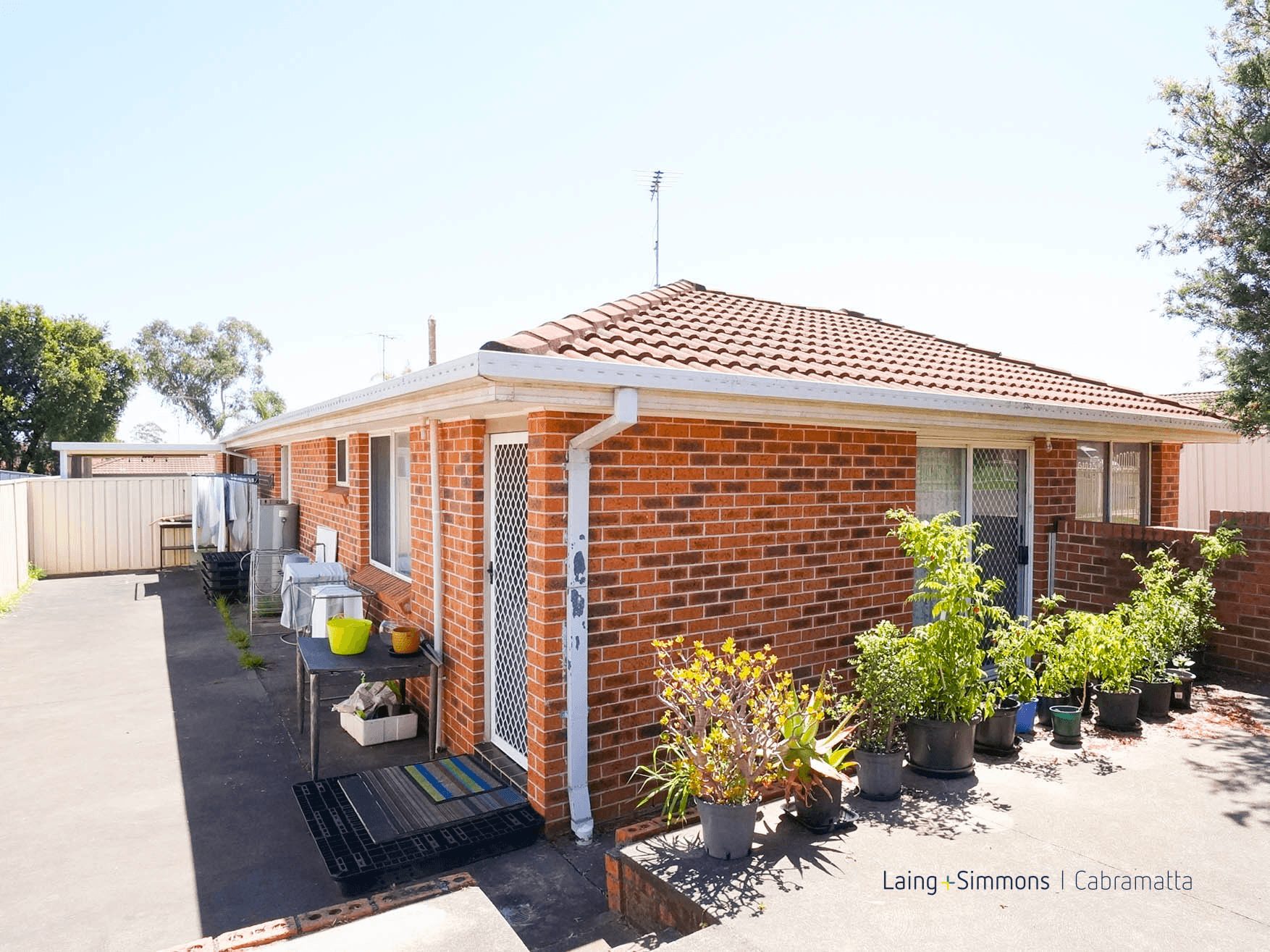 1/45-47 Budgerigar Street, Green Valley, NSW 2168