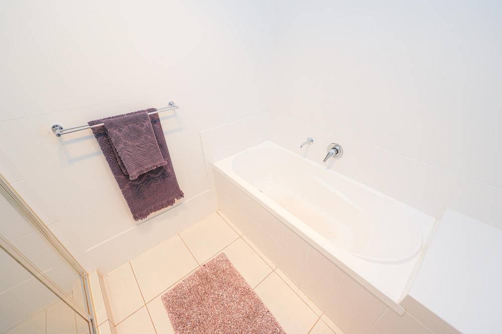 36 Peregrine Drive, LOWOOD, QLD 4311