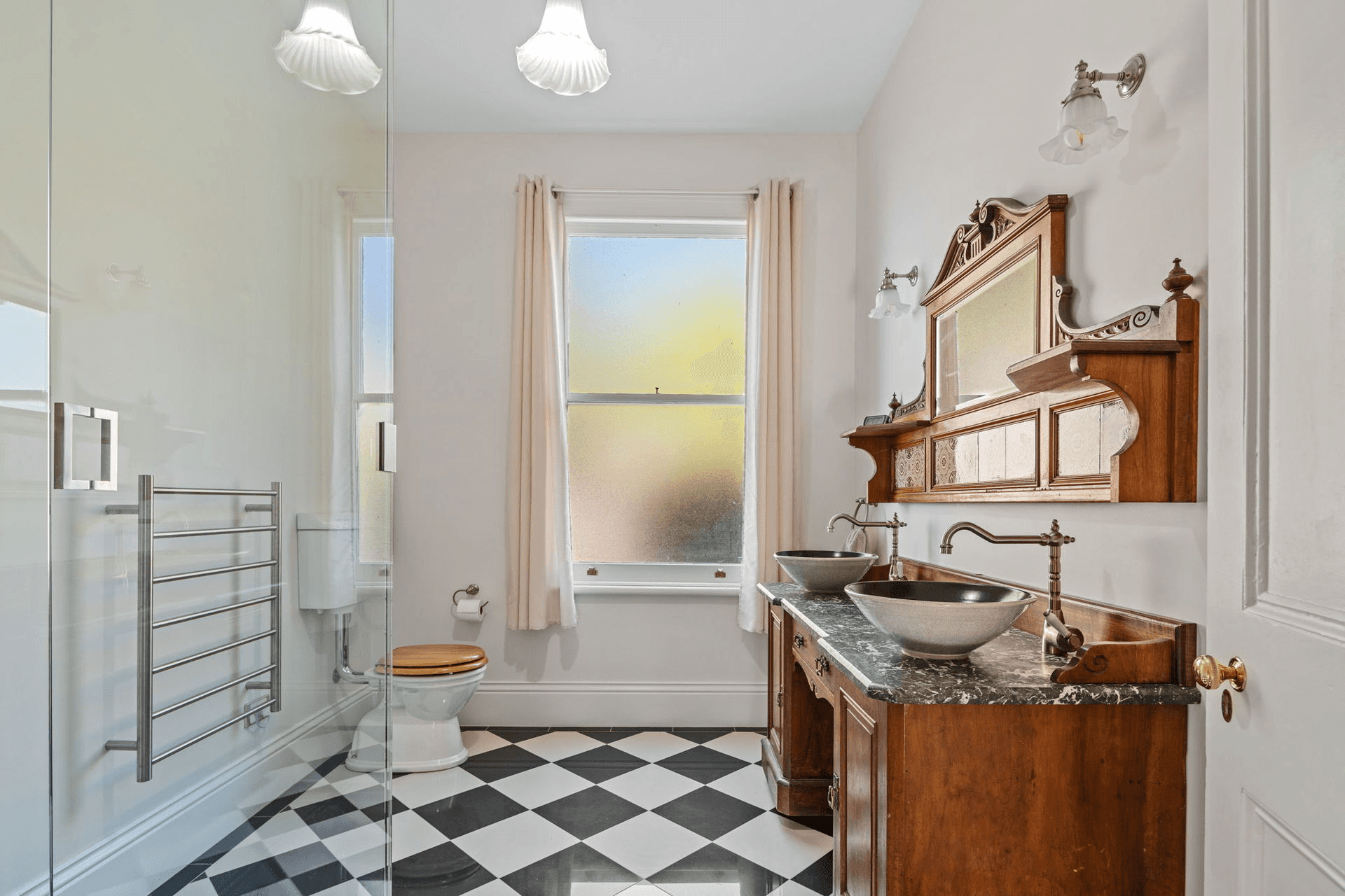 112 Main Road, Perth, TAS 7300
