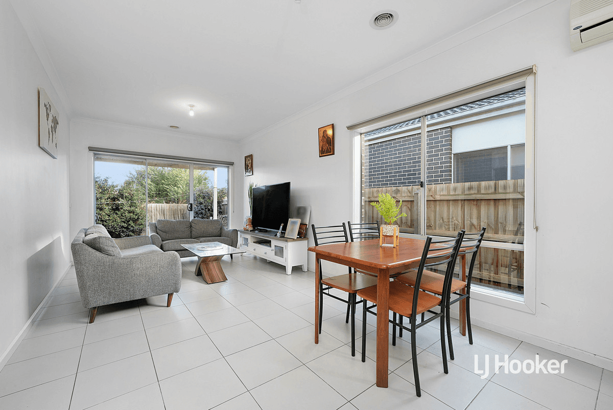 2/14 Harness Court, TRUGANINA, VIC 3029