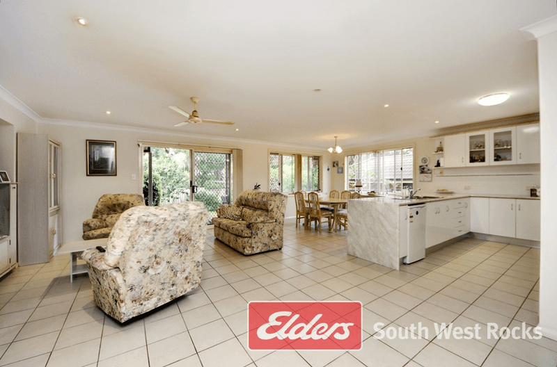 38 PETER MARK Circuit, SOUTH WEST ROCKS, NSW 2431