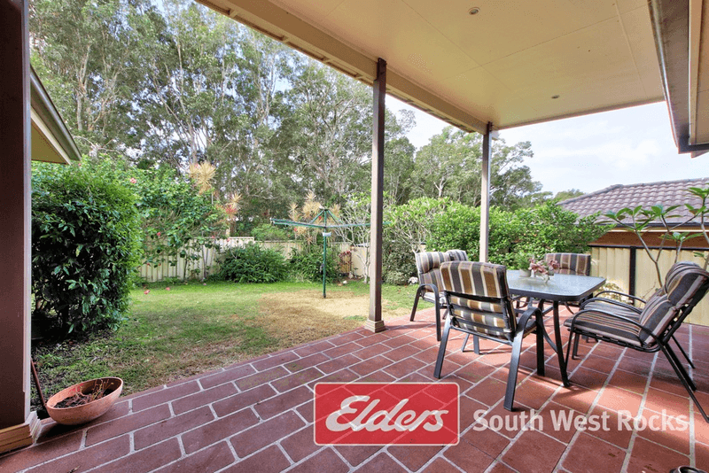 38 PETER MARK Circuit, SOUTH WEST ROCKS, NSW 2431