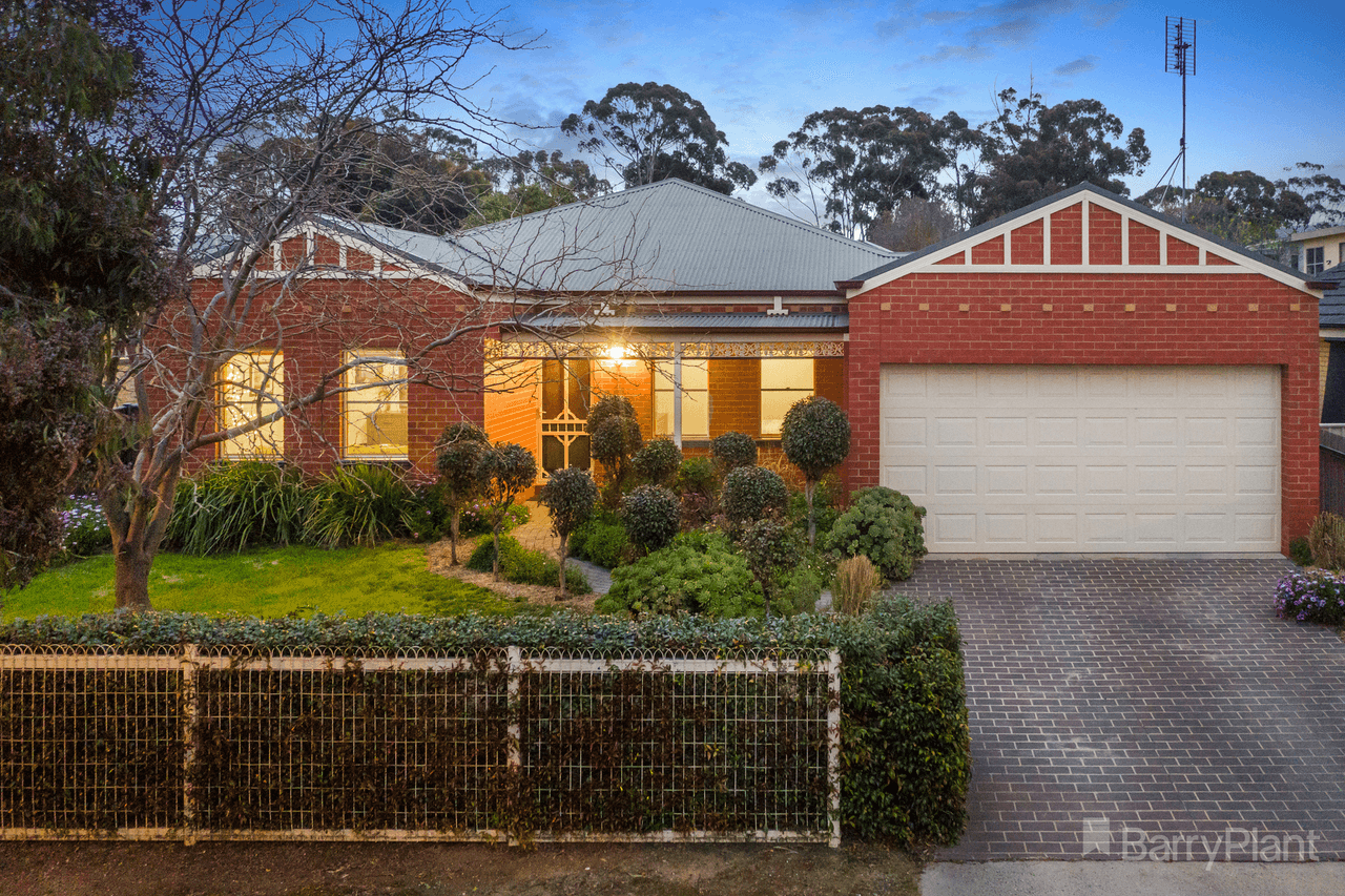 6 Heinz Street, White Hills, VIC 3550