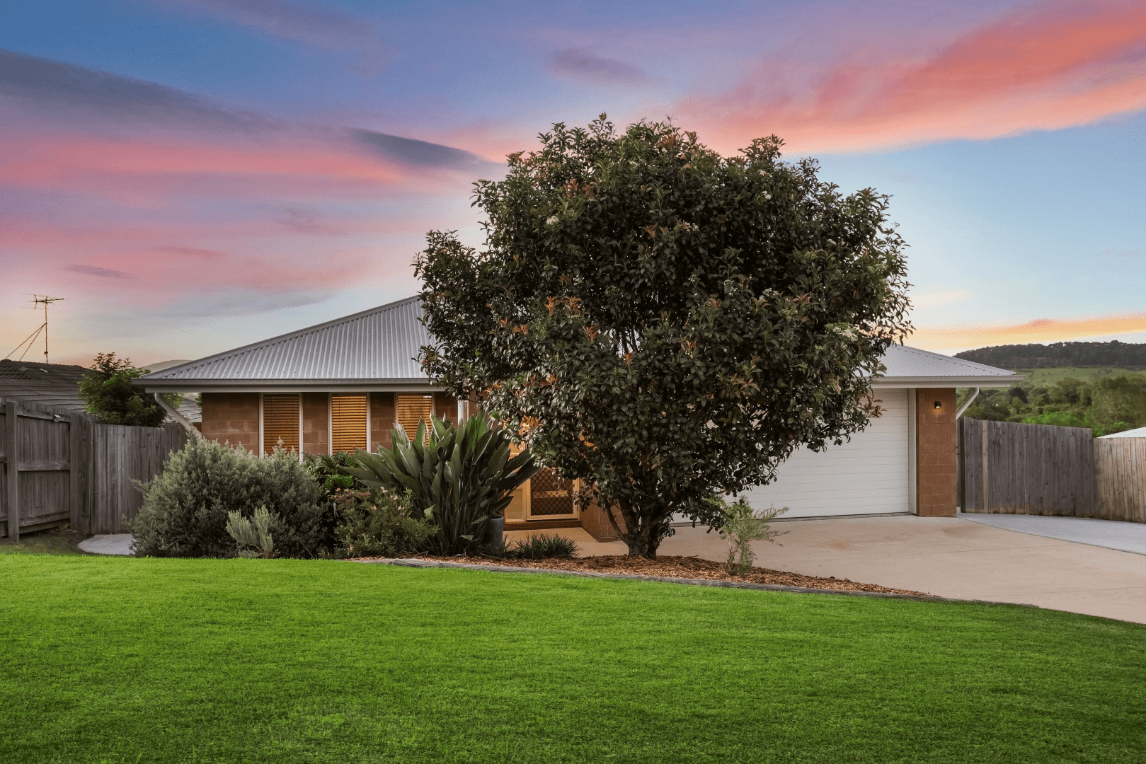 12 Perrys Crescent, ROSEWOOD, QLD 4340