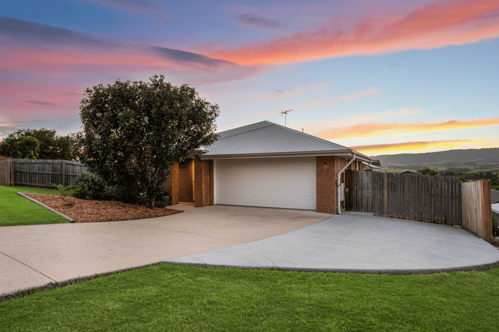 12 Perrys Crescent, ROSEWOOD, QLD 4340