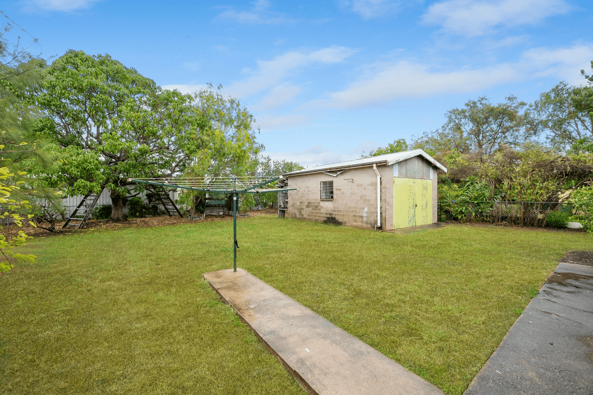 10 Barron Street, West End, QLD 4810