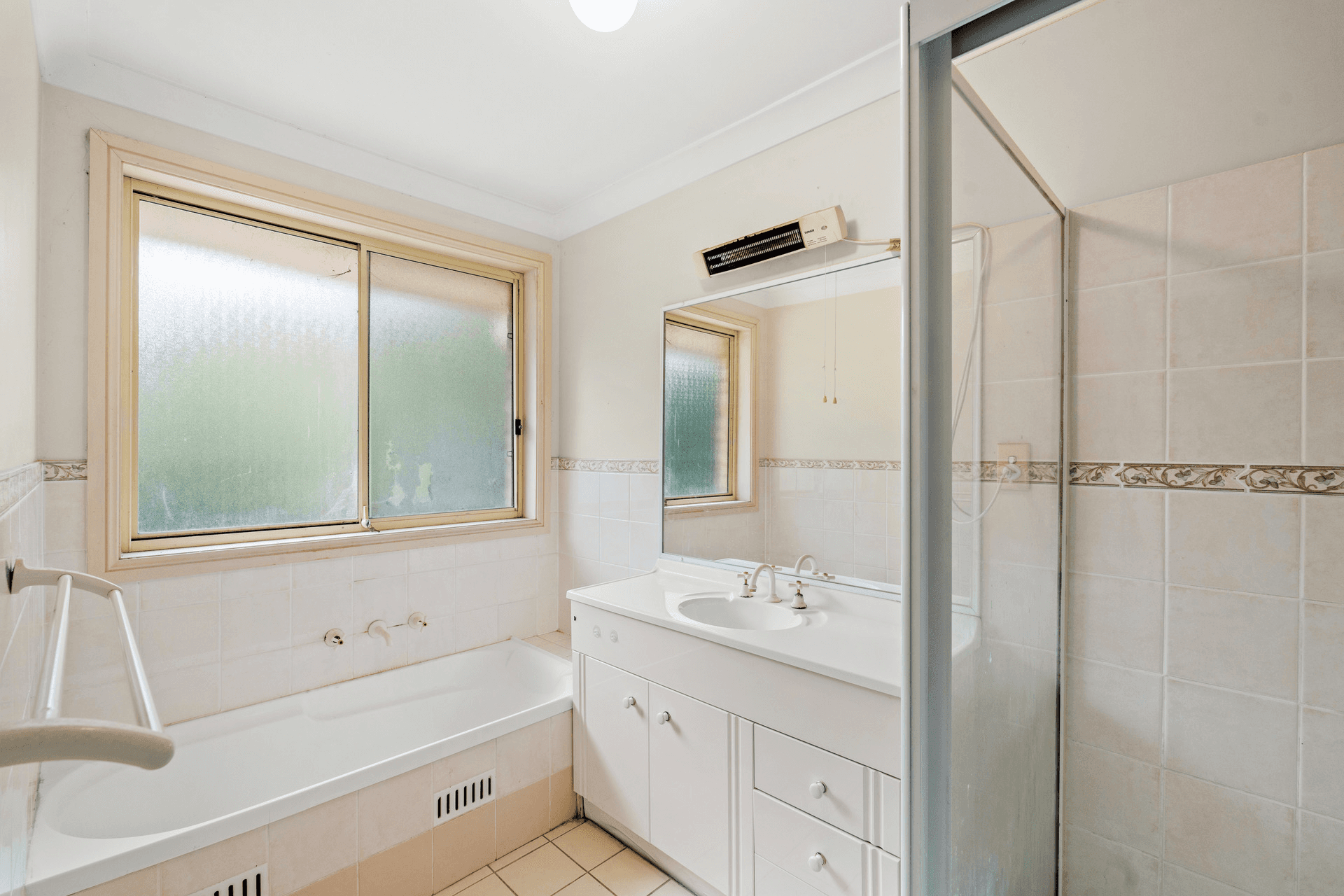 14/12 Hillview Street, Woy Woy, NSW 2256