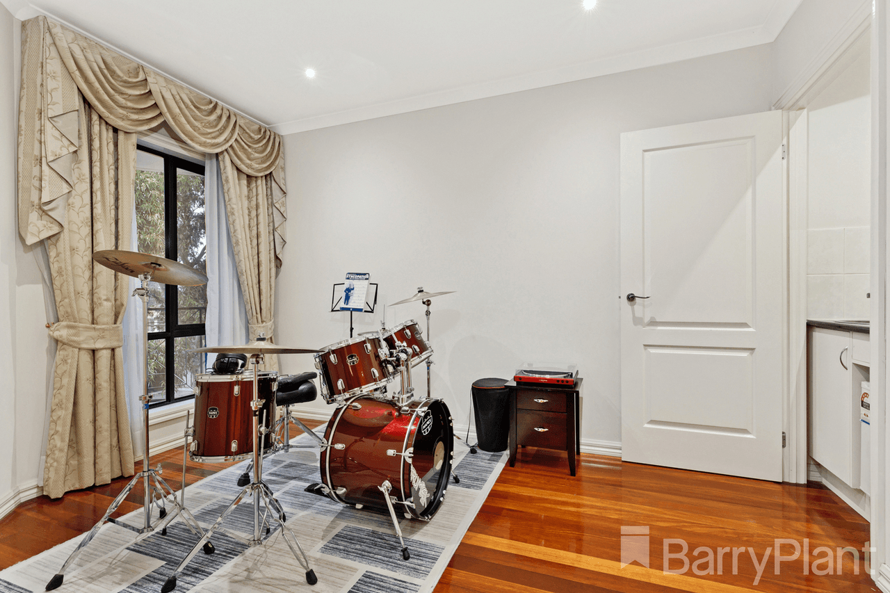 26 Maculata Grove, Bundoora, VIC 3083