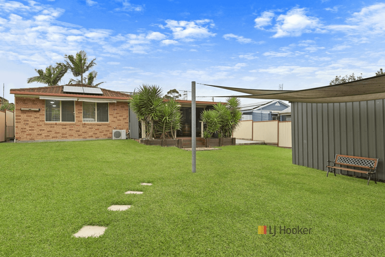 14 Tarwhine Avenue, CHAIN VALLEY BAY, NSW 2259