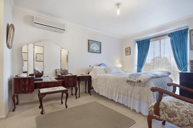 4 Liepoldt Rise, GOLDEN SQUARE, VIC 3555