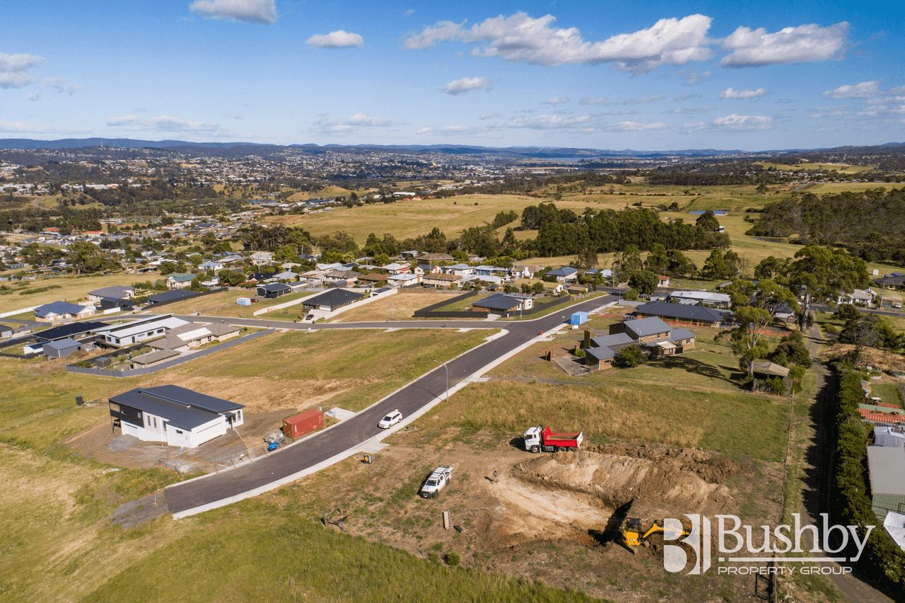 24 Audrey Avenue, ST LEONARDS, TAS 7250