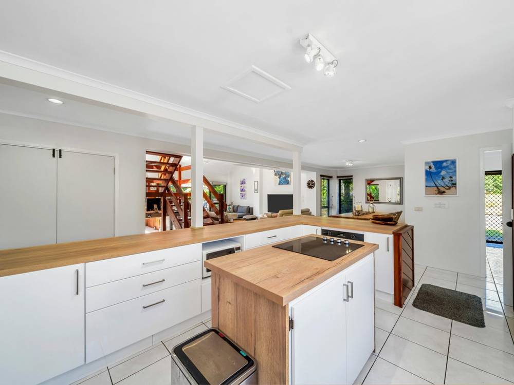 6 Wongaling Beach Road, WONGALING BEACH, QLD 4852