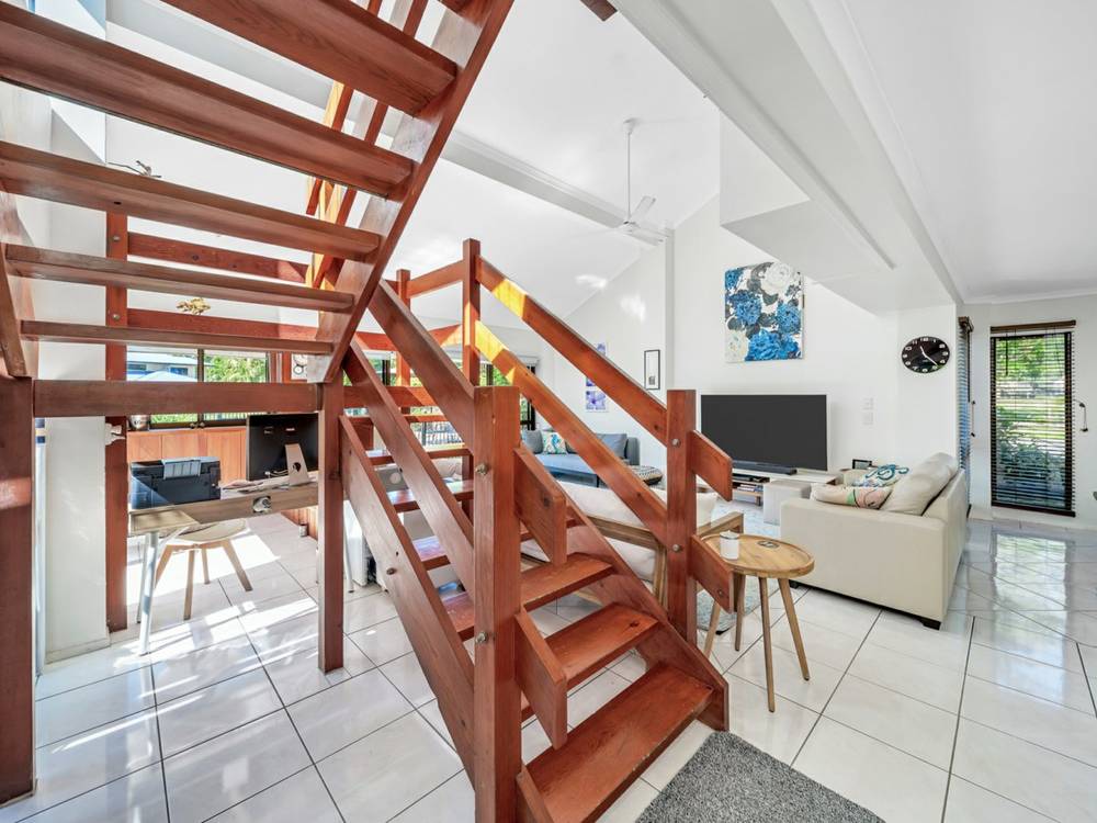 6 Wongaling Beach Road, WONGALING BEACH, QLD 4852