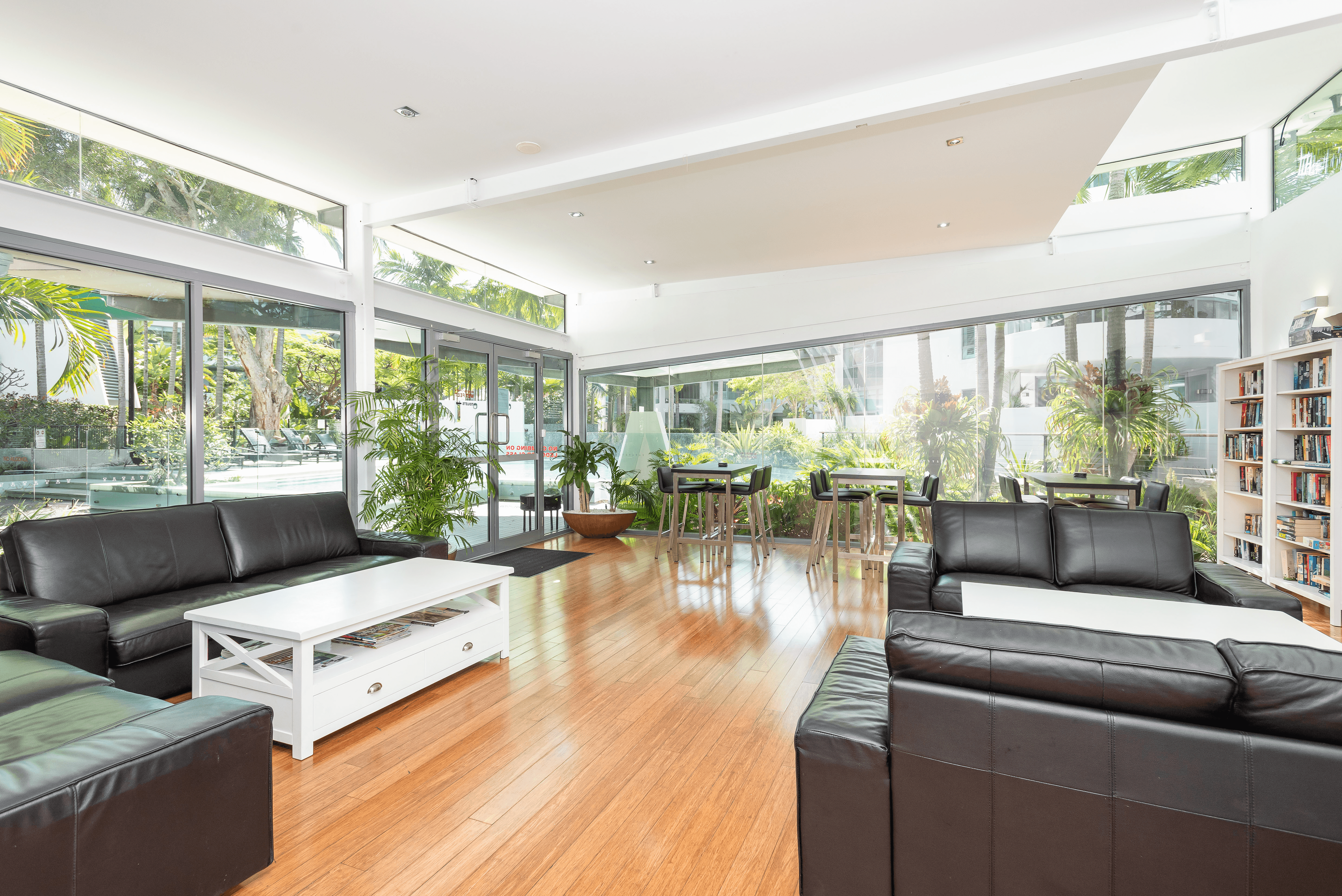 9D/28 Bayview Street, RUNAWAY BAY, QLD 4216