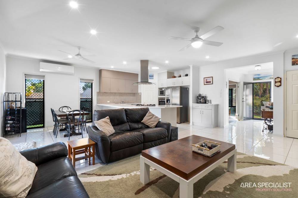 1 Henry Court, Jacobs Well, QLD 4208