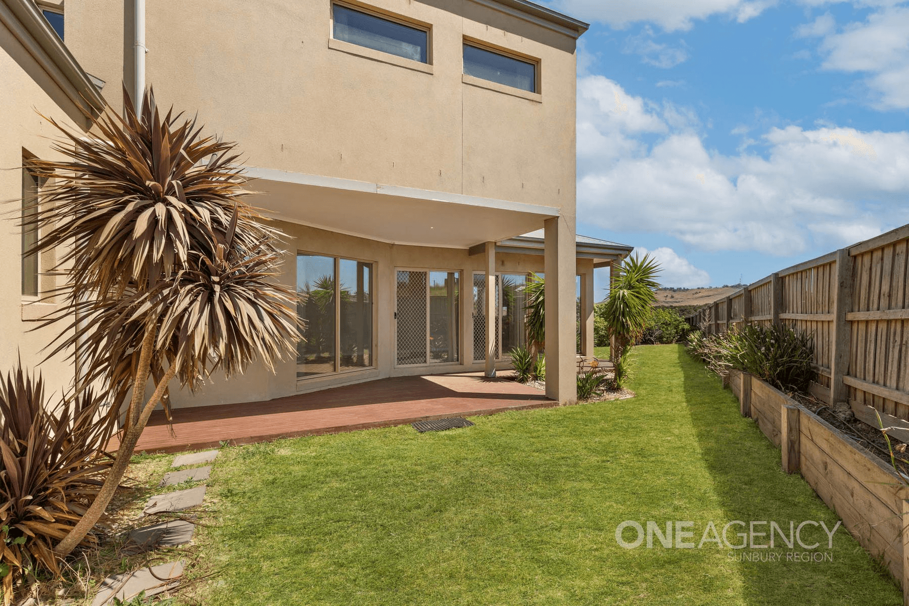 65 Saxonwood Drive, Sunbury, VIC 3429