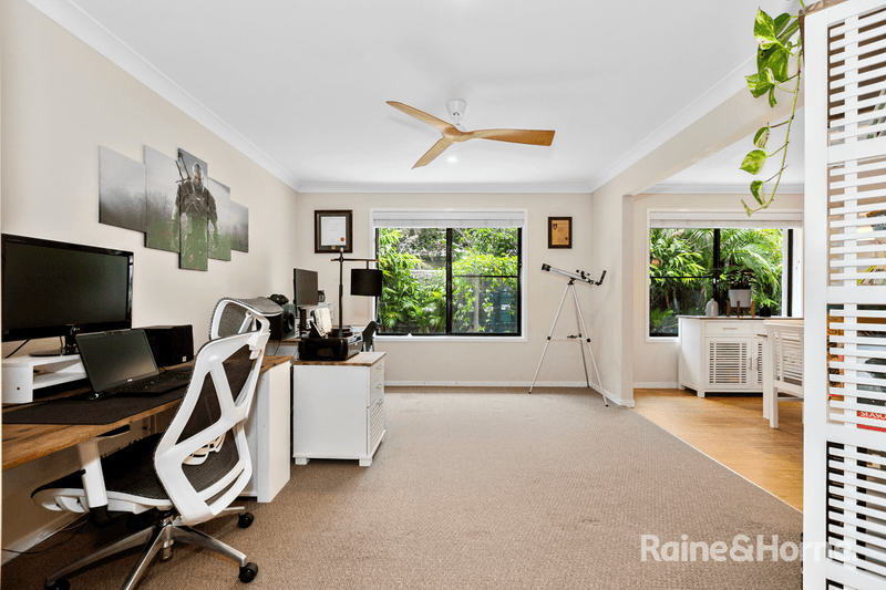 16 Sugar Glider Drive, POTTSVILLE, NSW 2489