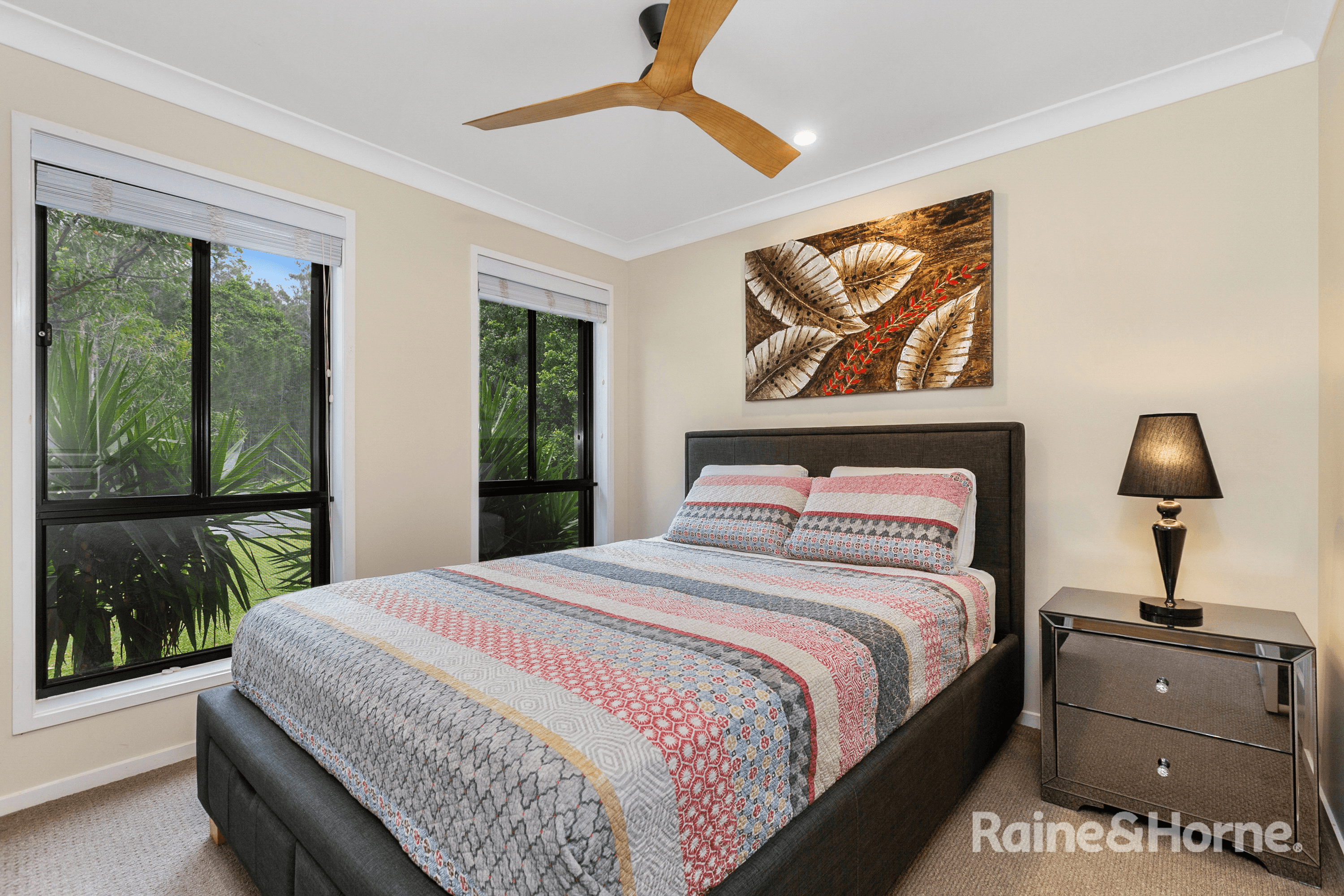 16 Sugar Glider Drive, POTTSVILLE, NSW 2489