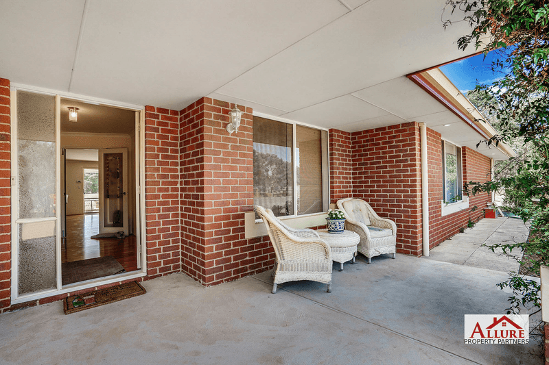 116 Karbro Dr, Cardup, WA 6122