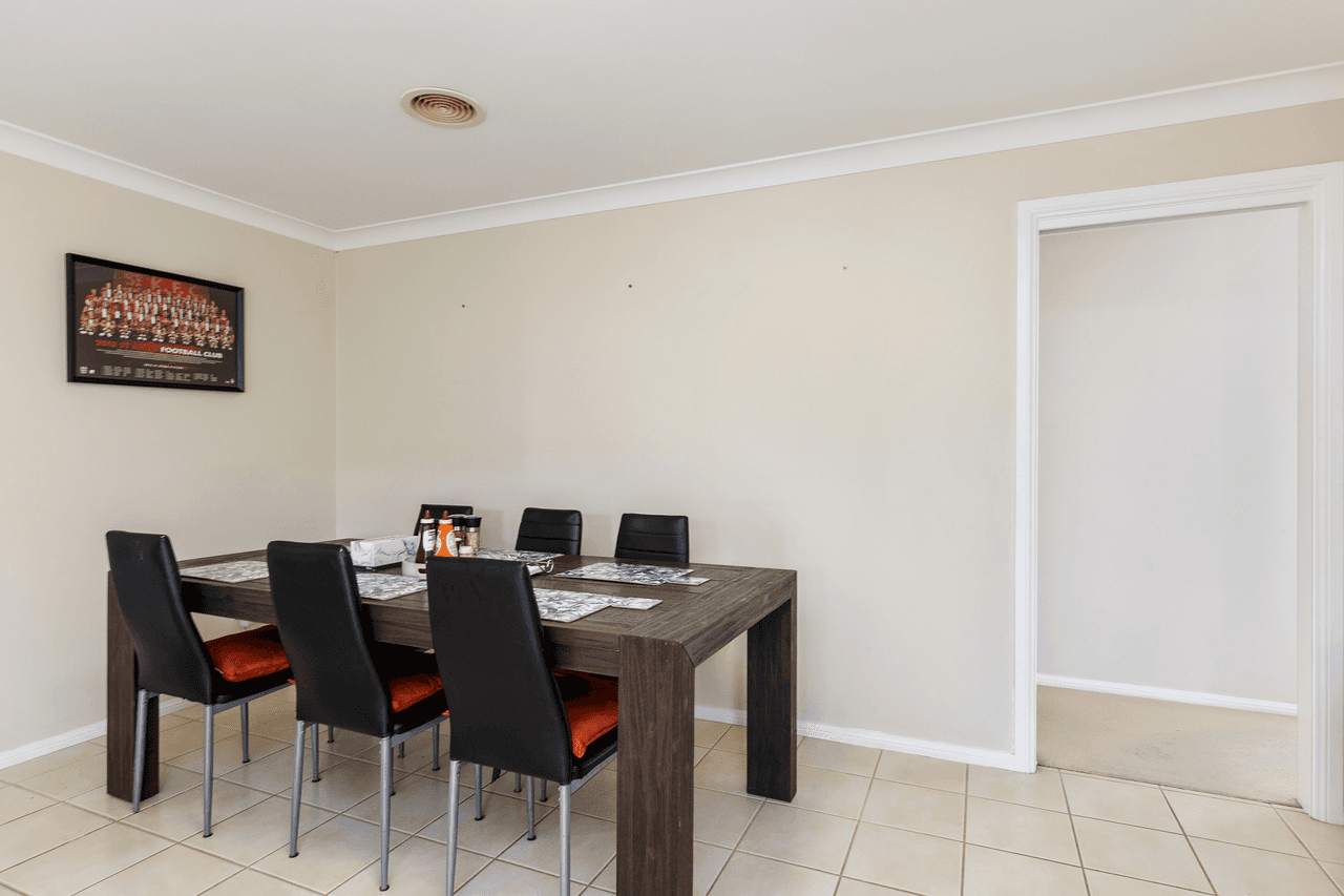 89 Yentoo Drive, GLENFIELD PARK, NSW 2650