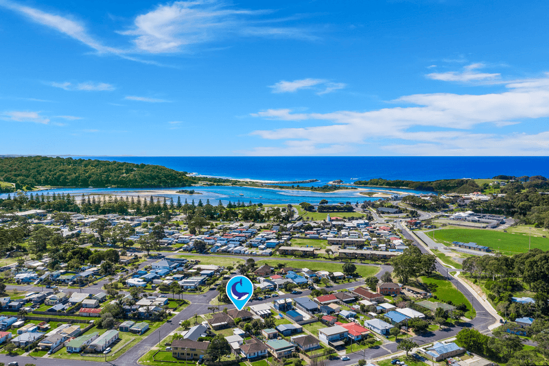 17 Hyland Avenue, NAROOMA, NSW 2546